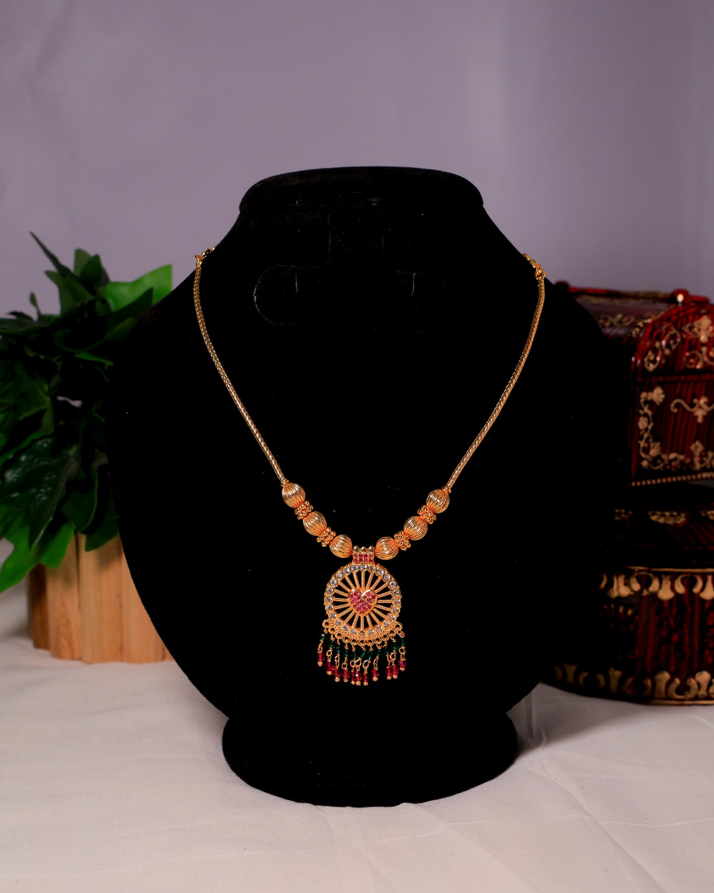 Golden Neckpice - Multicolor
