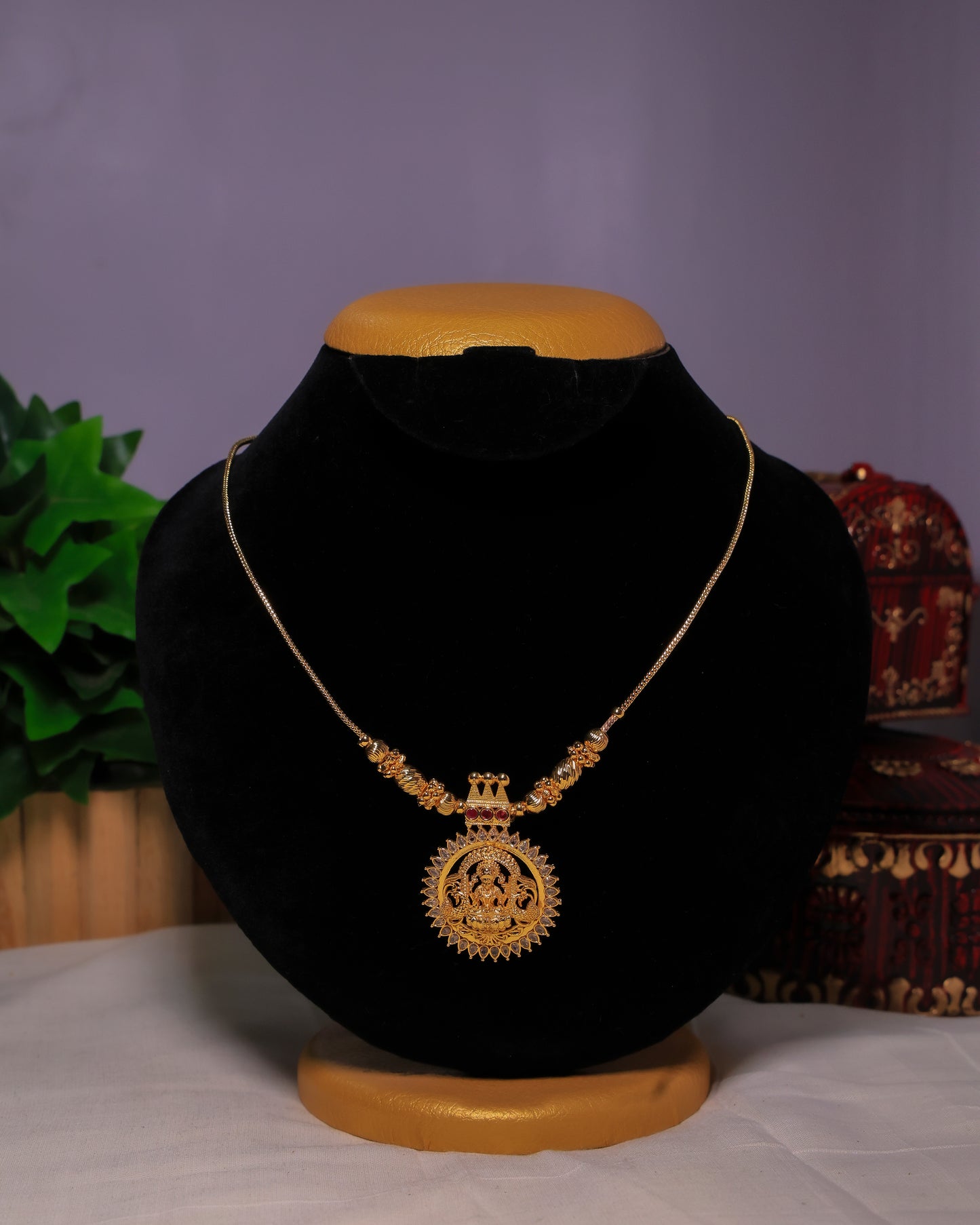 Saraswati Neckpiece - White Stone