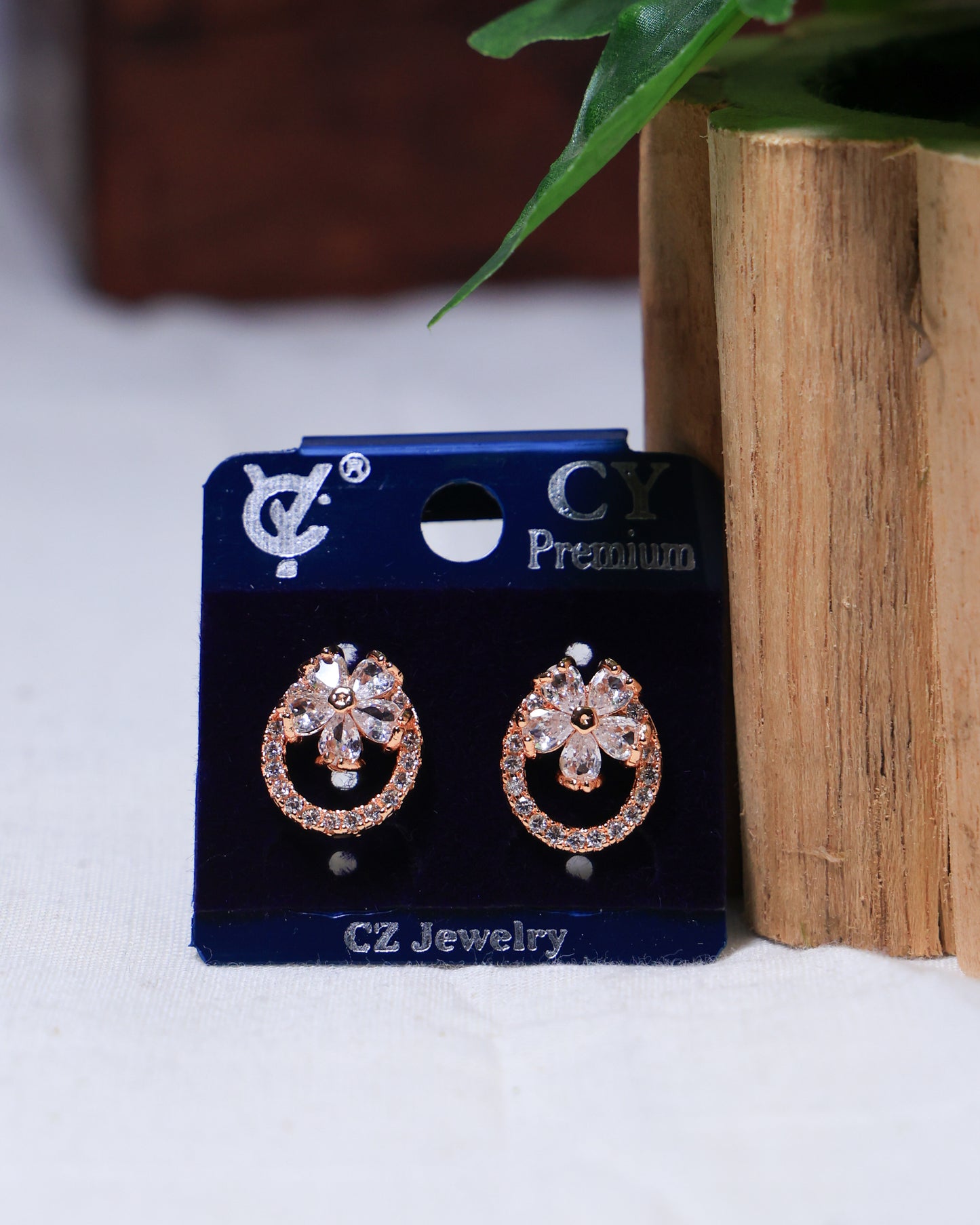 Little Flower Stone Rose Gold Earring