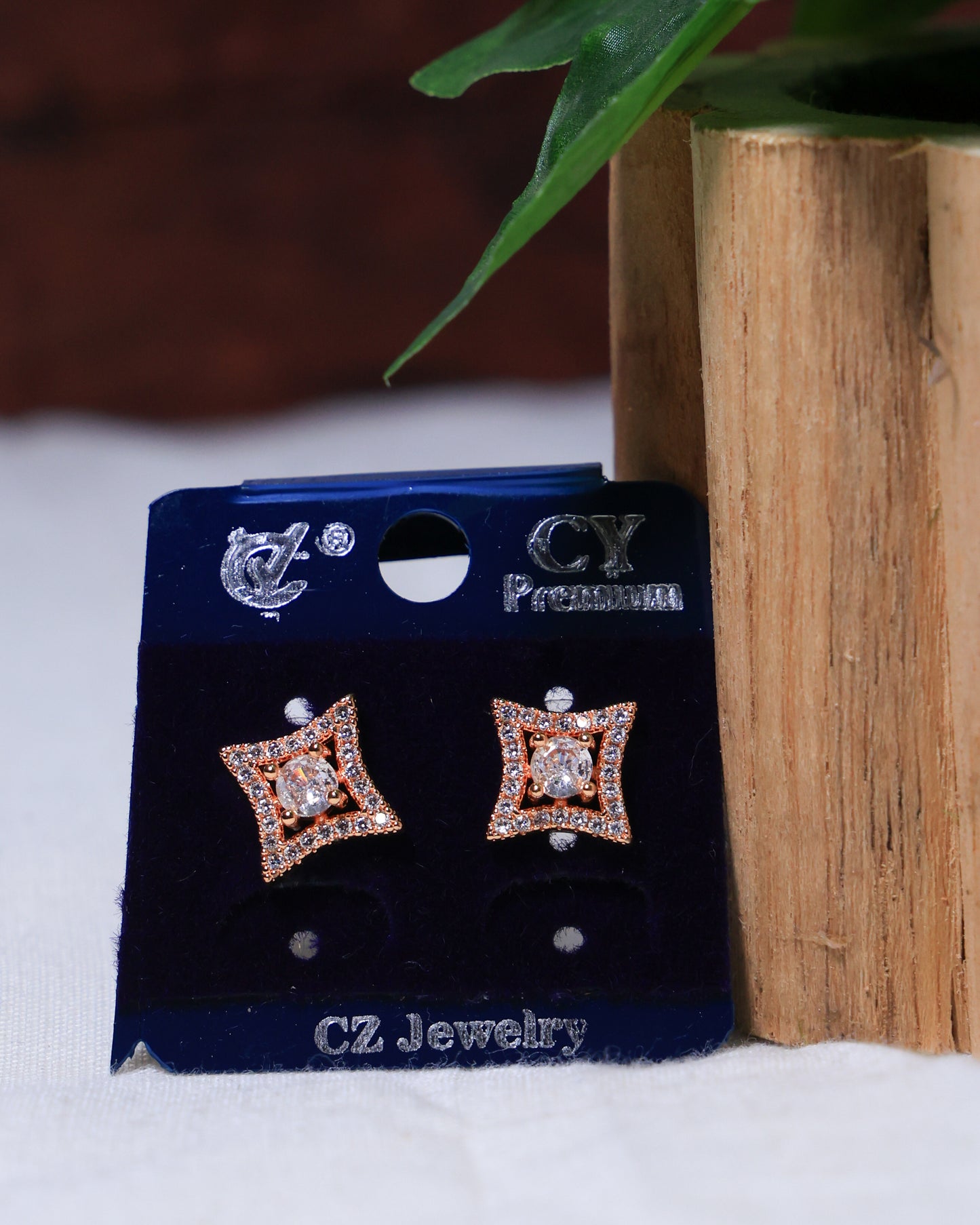 Sirius Rose Gold Earring