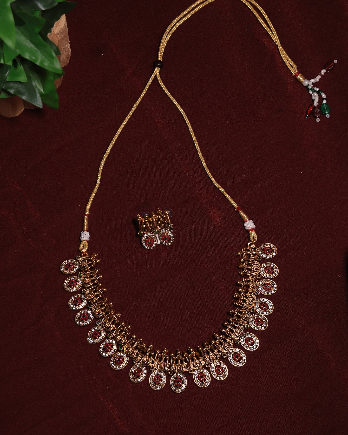 Diamond Spark Chandbali Mehandi Set