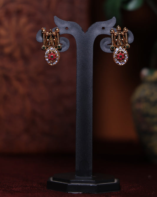Diamond Spark Chandbali Mehandi Set